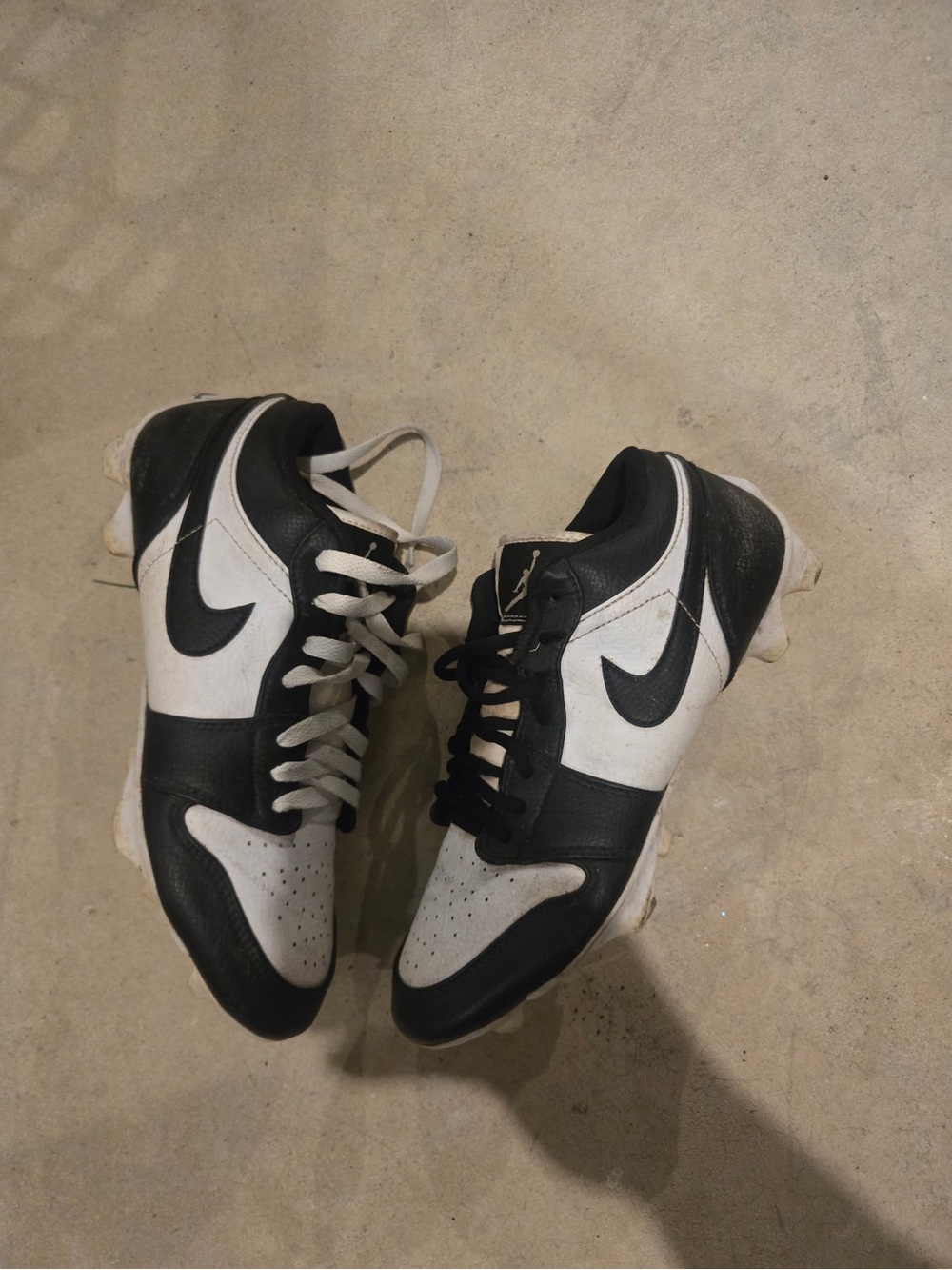 Nike football cleats size 7.5
